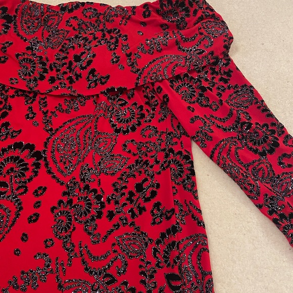 WOW !!! NWT - STUNNING EVENING TOP- OFF THE SHOULDER HOT !!  Stretch  L - Picture 7 of 16